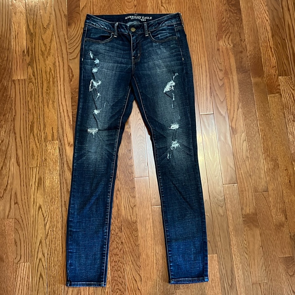 American Eagle Jegging/Jean Super Stretch distressed size 12 X-Long